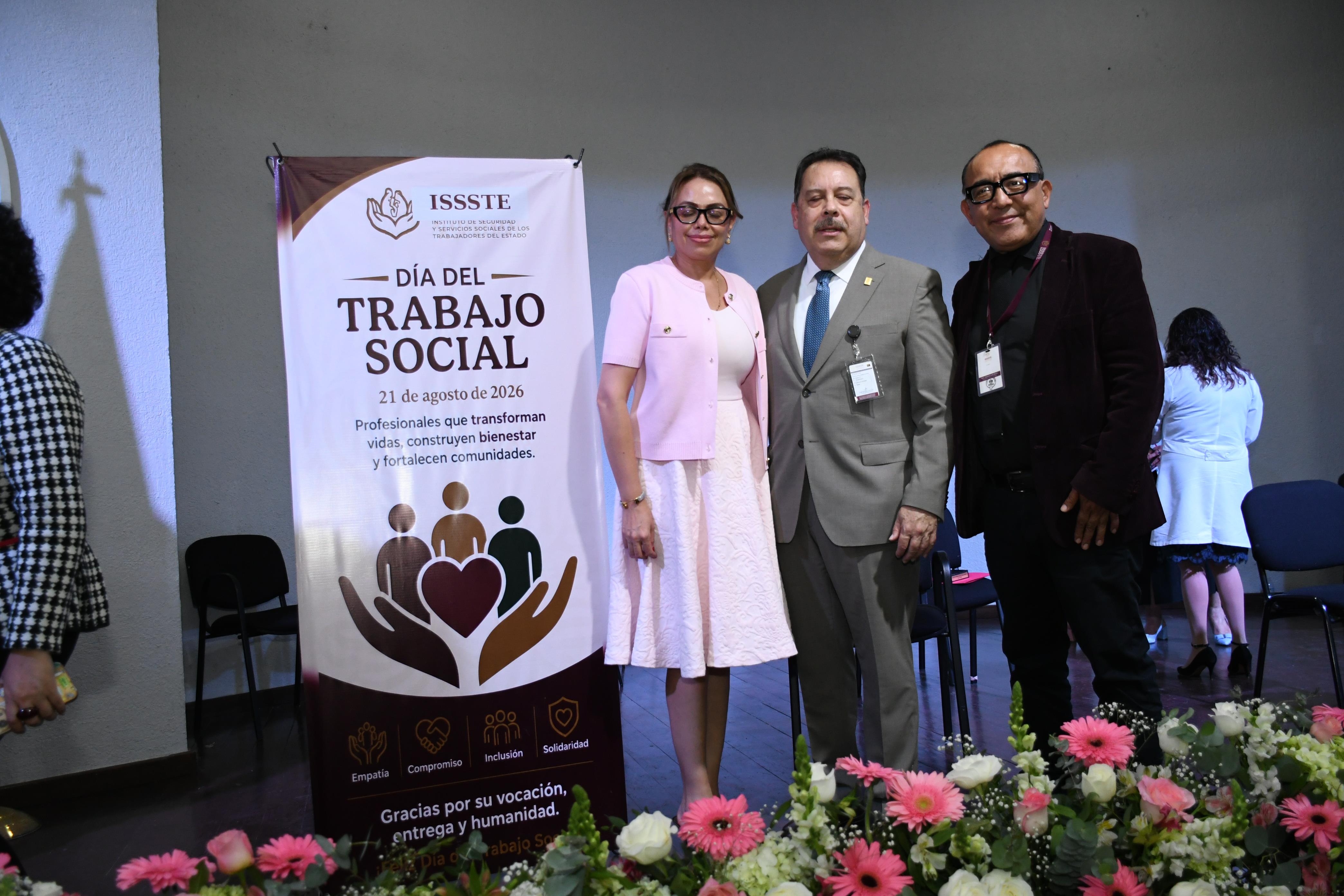  Conmemoracion del Dia del Trabajo Social  en el CMN "20 de Noviembre